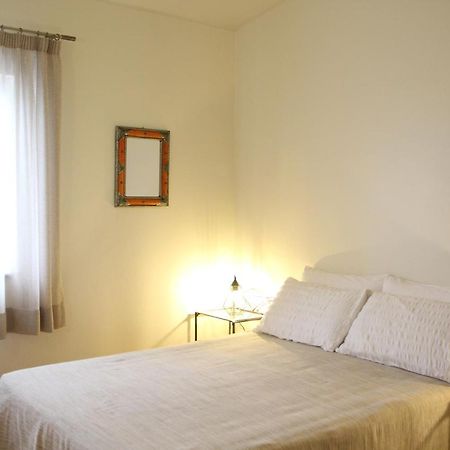 Angela Guest House Lagos Extérieur photo