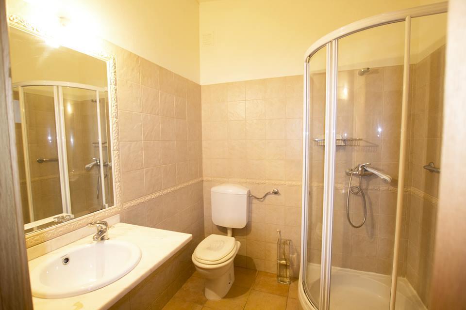 Angela Guest House Lagos Extérieur photo